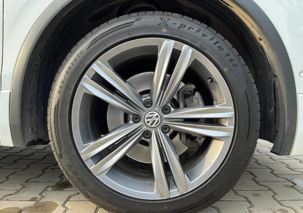 Volkswagen Tiguan cena 119000 przebieg: 99000, rok produkcji 2019 z Kraków małe 301